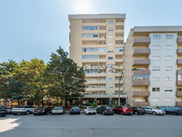 Apartamento, São Victor