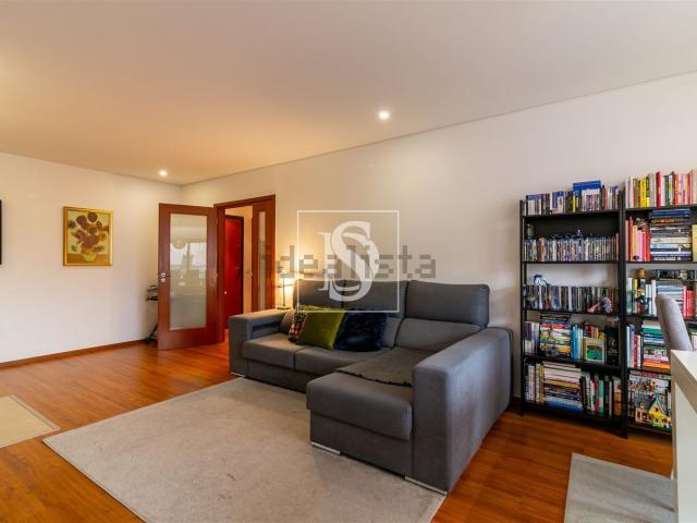 Apartamento, São Victor