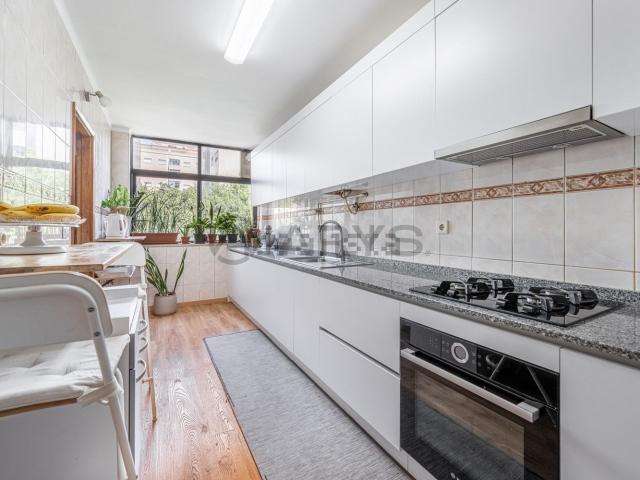 Apartamento, São Victor