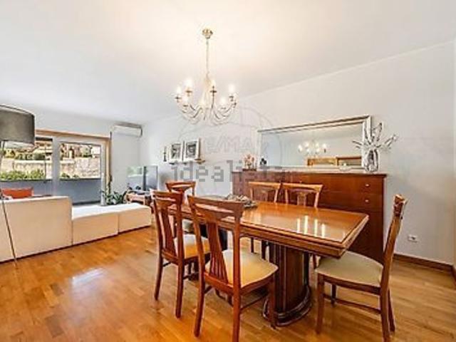 Apartamento, São Victor