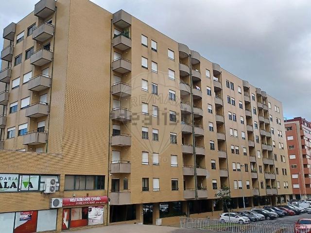 Apartamento, São Victor