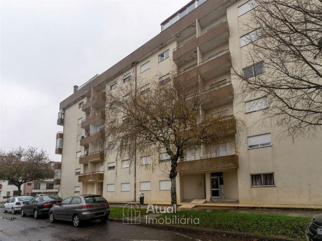 Apartamento, São Victor