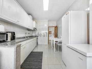 Apartamento, São Victor