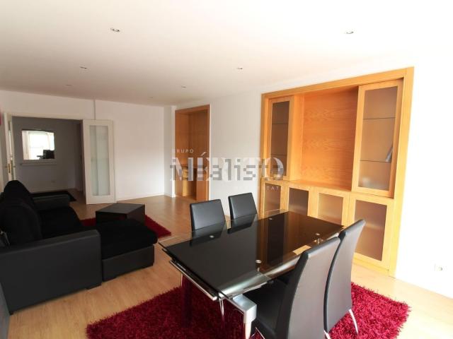 Apartamento, São Victor