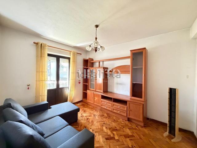 Apartamento, São Victor