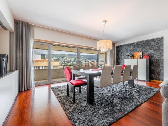 Apartamento, São Victor