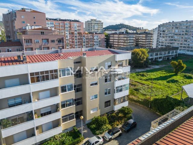 Apartamento, São Victor