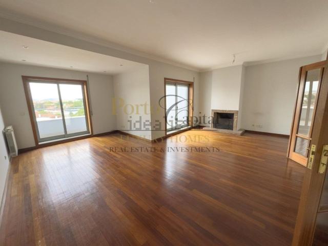 Apartamento, São Victor