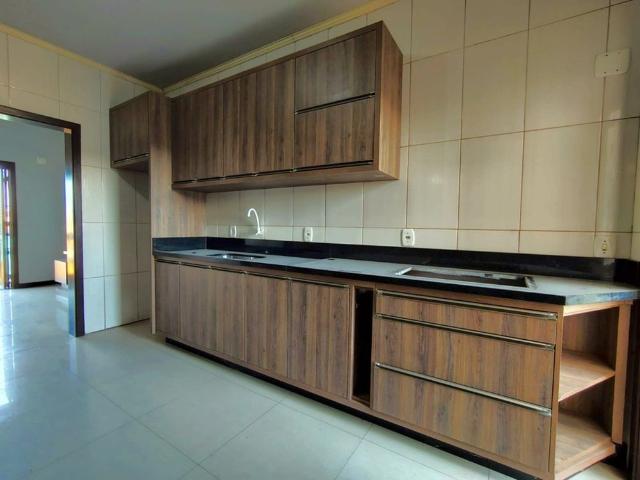 Apartamento s/Condomínio com 3 quartos e 120m² para alugar em Parque da Matriz, Cachoeirinha