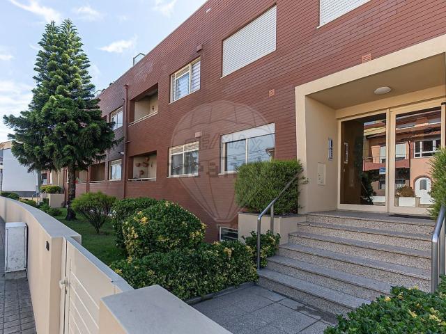 Apartamento, Santa Cruz do Bispo