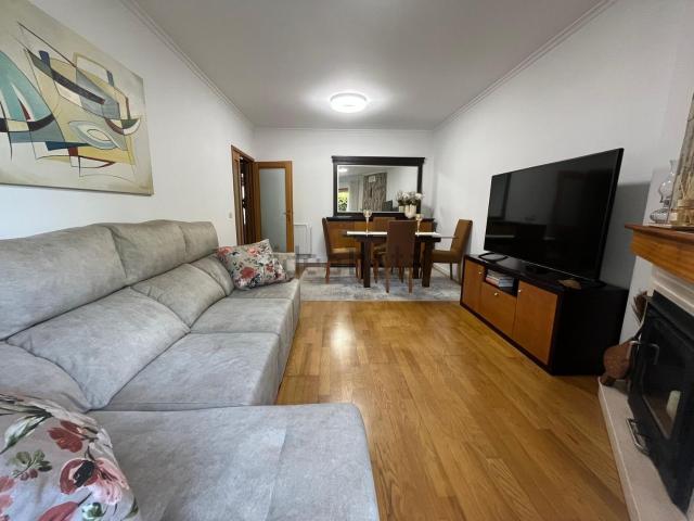 Apartamento, Santa Cruz do Bispo