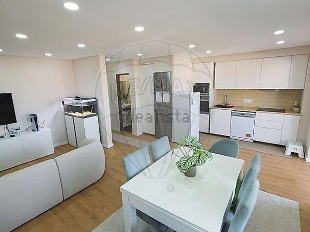 Apartamento, Santa Cruz do Bispo