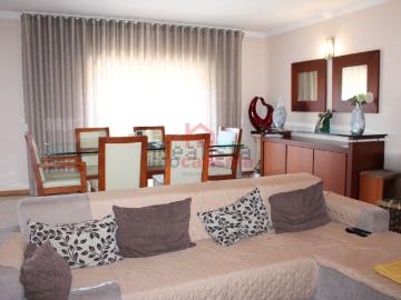 Apartamento, Santa Maria Oliveira