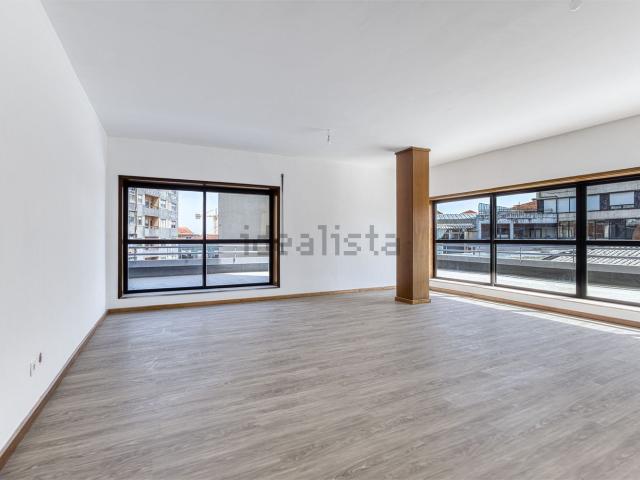 Apartamento, Santa Marinha