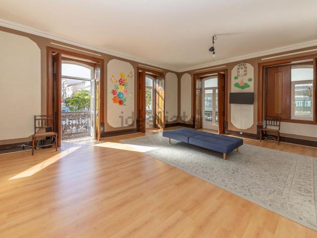 Apartamento, Santiago Sesimbra