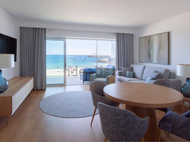 Apartamento, Santiago Sesimbra
