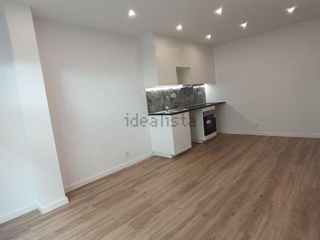 Apartamento, Sacavém e Prior Velho