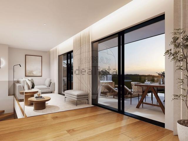 Apartamento, Sarilhos Grandes