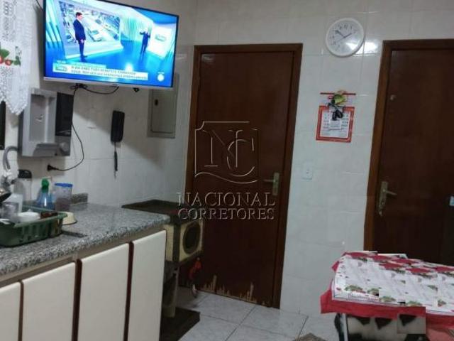Apartamento sem condomínio 146 à venda Bairro Pinheirinho Santo André/SP