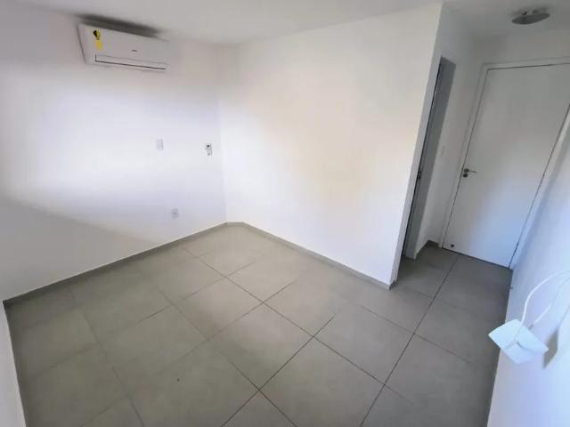 Apartamento sem mobilia andar alto Porto de Galinhas Oportunidade!