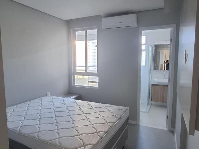 Apartamento Semi Mobiliado, 3 Suítes Na Ponta Do Farol, Edifício Évora 95 m², 9°