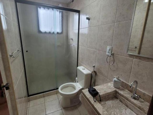 Apartamento semi mobiliado à venda na Guilhermina, em Praia Grande SP