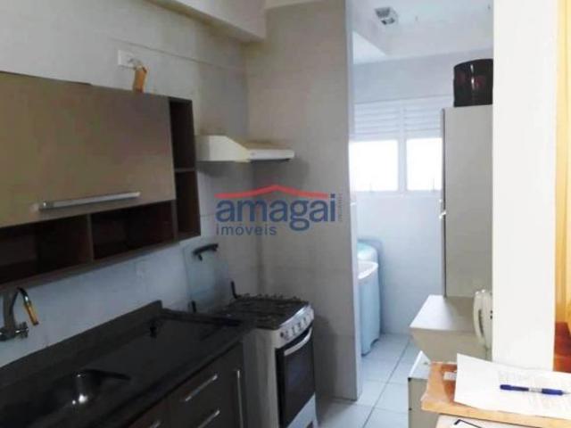 Apartamento semi mobiliado à venda 2 quartos no Bosque dos Ipês