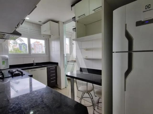 Apartamento semi mobiliado com 3 quartos, sendo 01 suíte e sacada com churrasqueira no Anita Garibal