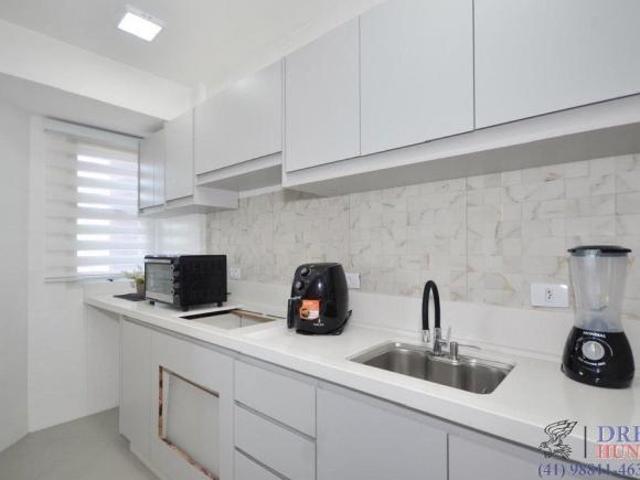 Apartamento Semi Mobiliado com 2 Quartos, 1 vaga, no Bairro Bigorrilho