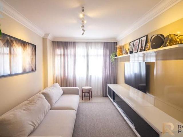 Apartamento Semi Mobiliado em Andar Alto com 3 Quartos e 90m2 Bigorrilho Curitiba/PR