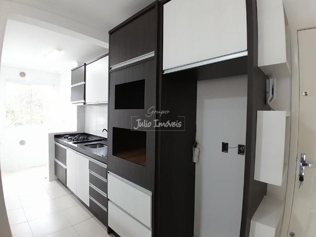 Apartamento semi mobiliado no bairro Poço Fundo