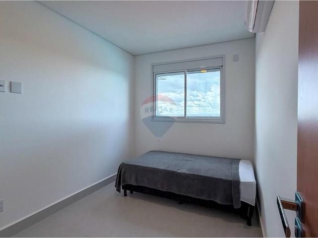 Apartamento Semi Mobiliado no Brasil Beach 98 mts 2 quartos sendo 01 suíte