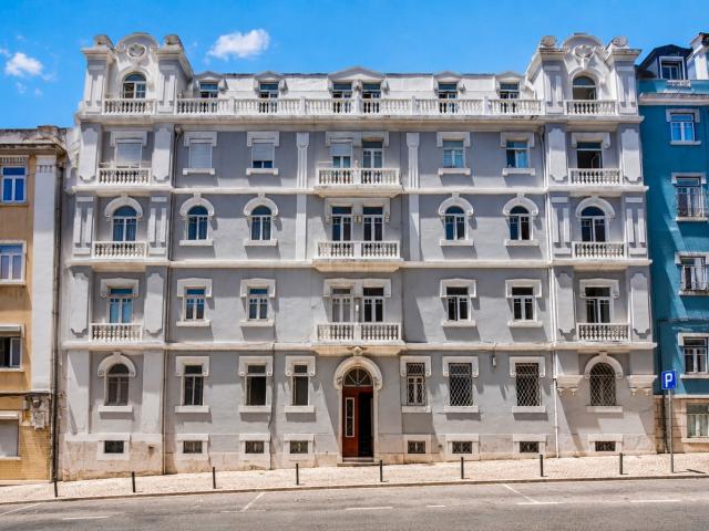 Apartamento semi reformado de 5 quartos em Lapa | Vista para o Rio | Localização Privilegiada
