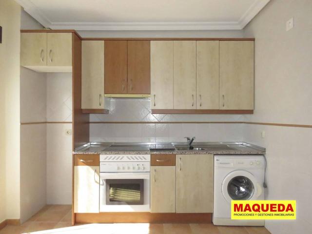 Apartamento semiamueblado con 2 terrazas junto a Navalcarnero
