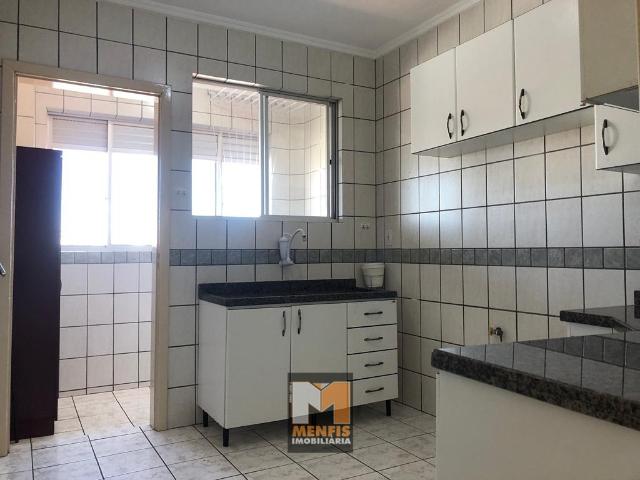 Apartamento semimobiliado na Brusque