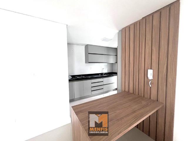 Apartamento Semimobiliado no Bairro Coral