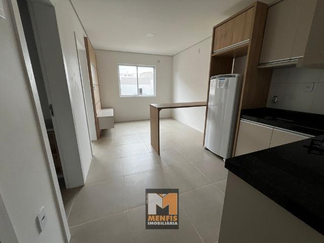 Apartamento semimobiliado no Conta Dinheiro