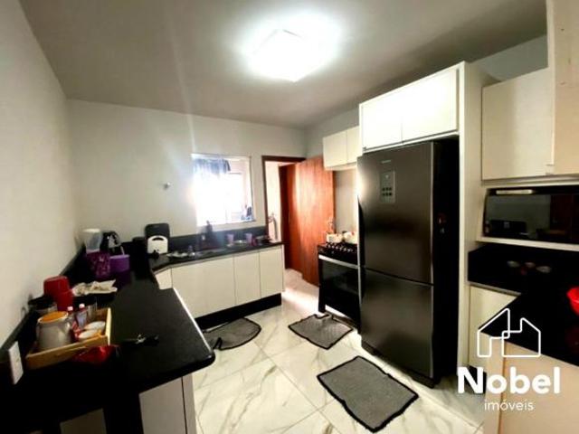 Apartamento semimobiliado à venda em Cianorte Pr