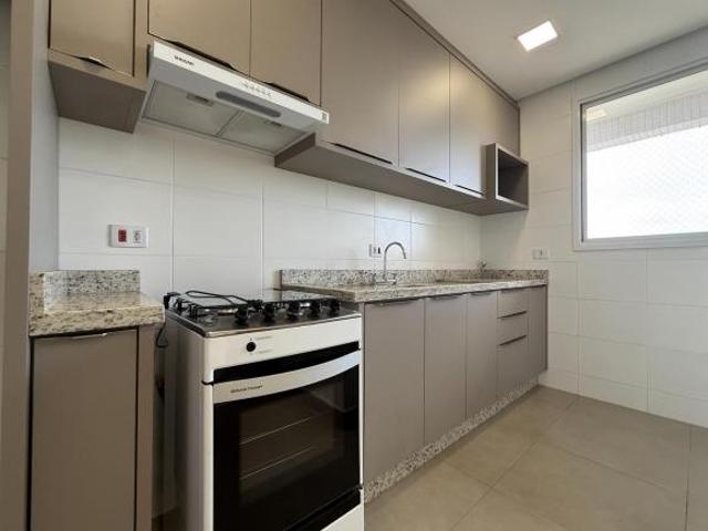 APARTAMENTO SEMIMOBILIADO À VENDA NO RESID. GARDEN VILA SÃO JOSÉ EM APUCARANA