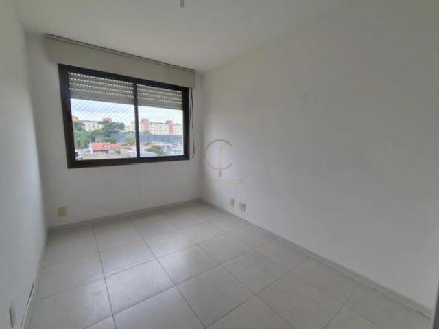 Apartamento semimobiliado com 2 dormitórios, sendo 1 suite, bairro marechal rondon Canoas/RS