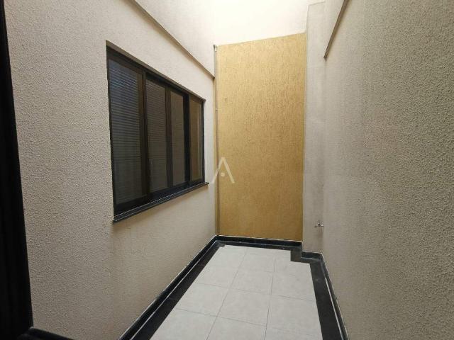 APARTAMENTO SEMIMOBILIADO COM 3 QUARTOS SENDO 1 SUITE