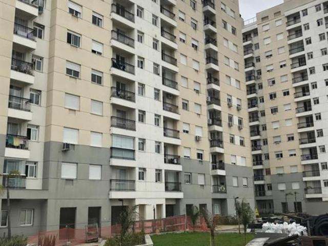 Apartamento Semimobiliado