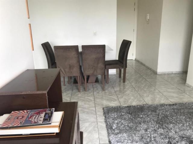 Apartamento Semimobiliado