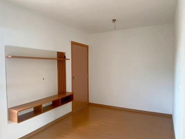 Apartamento Semimobiliado