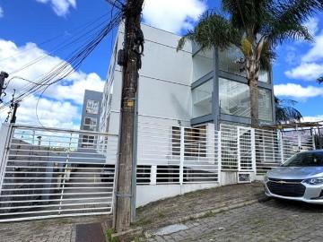 Apartamento Semimobiliado
