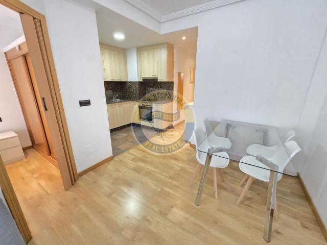 APARTAMENTO SEMINUEVO DE 1 DORMITORIO AMUEBLADO CON BODEGA EN EL CENTRO