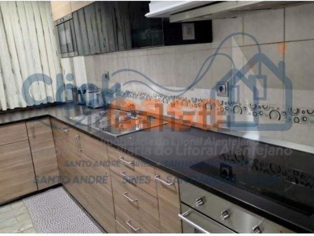 Apartamento, Sines