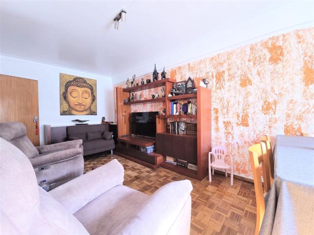 Apartamento, Sines