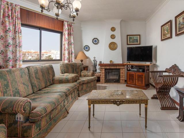 Apartamento, Sines