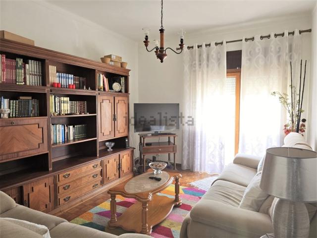 Apartamento, Sines